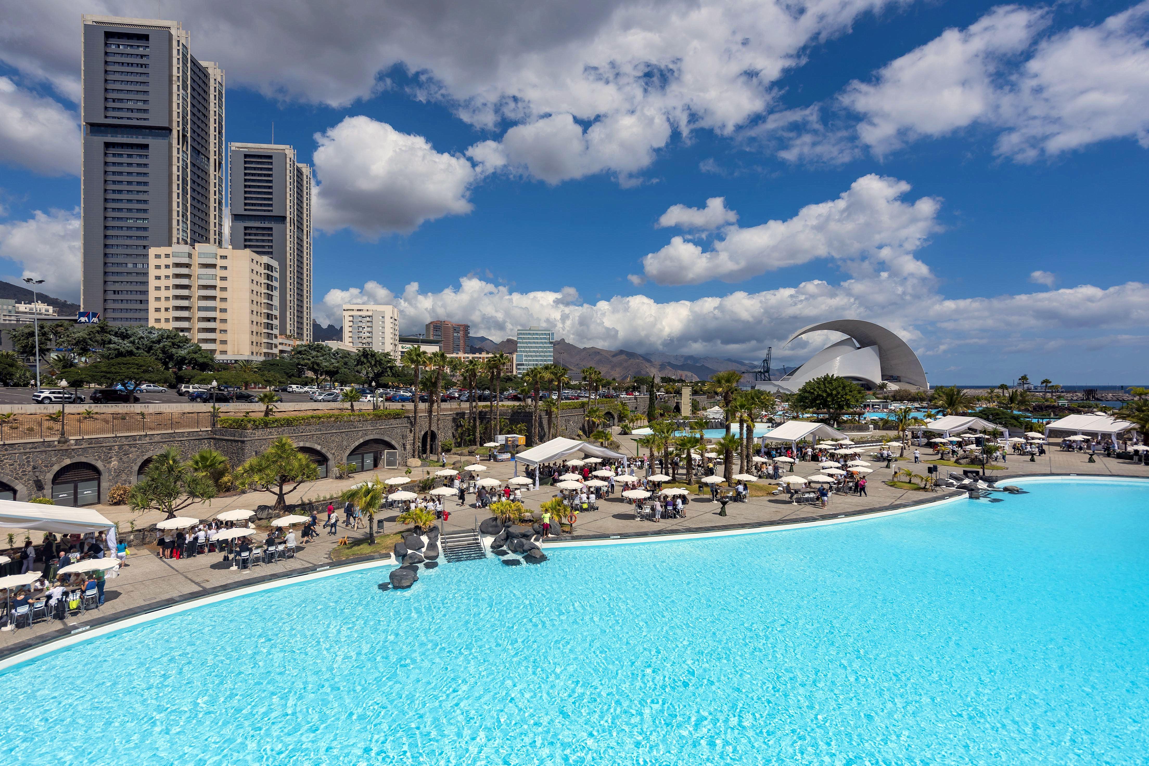 Hotel Adonis Plaza Санта-Крус-де-Тенерифе Экстерьер фото