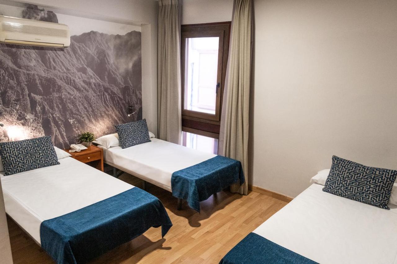 Hotel Adonis Plaza Санта-Крус-де-Тенерифе Экстерьер фото