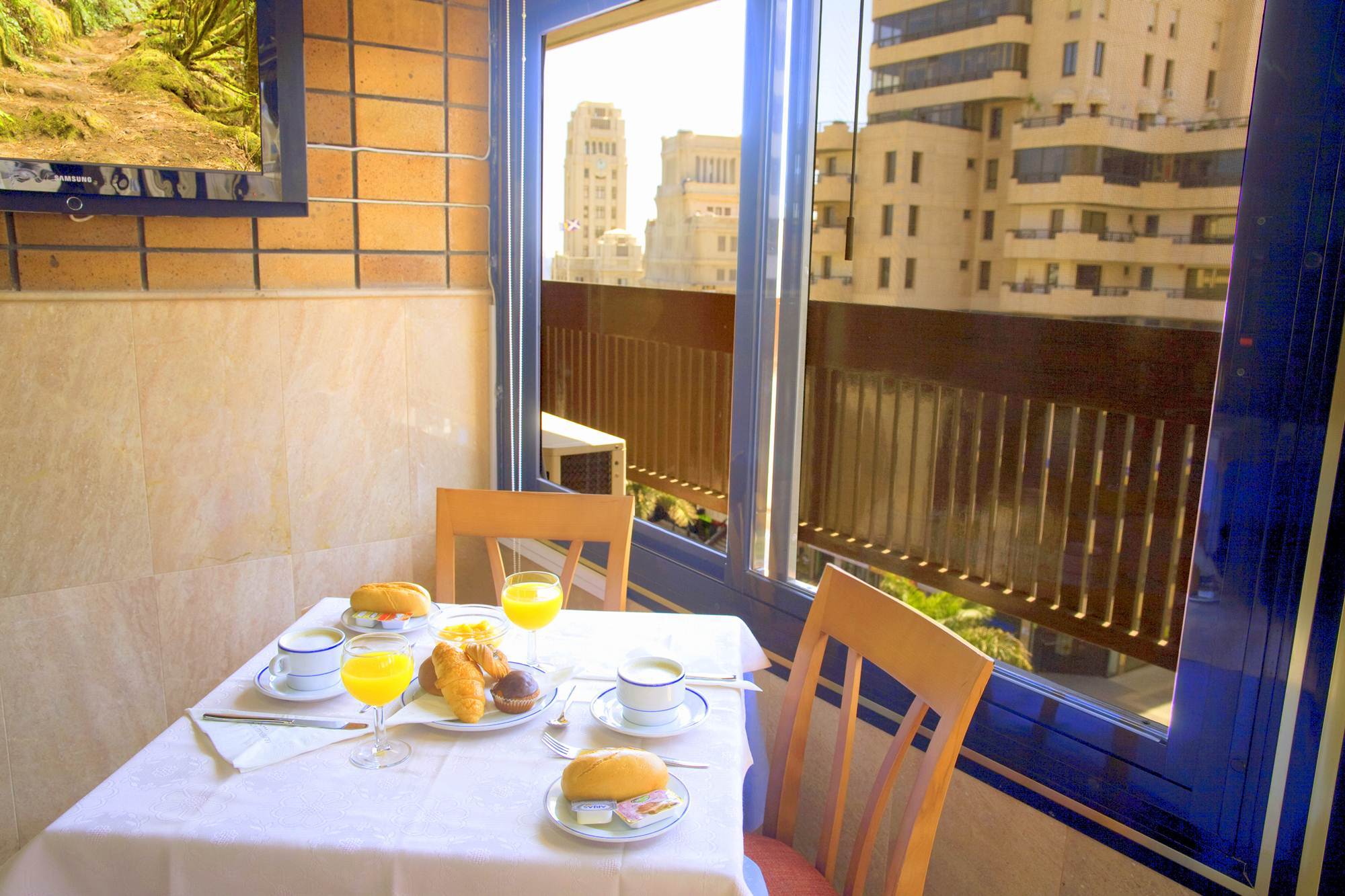 Hotel Adonis Plaza Санта-Крус-де-Тенерифе Ресторан фото